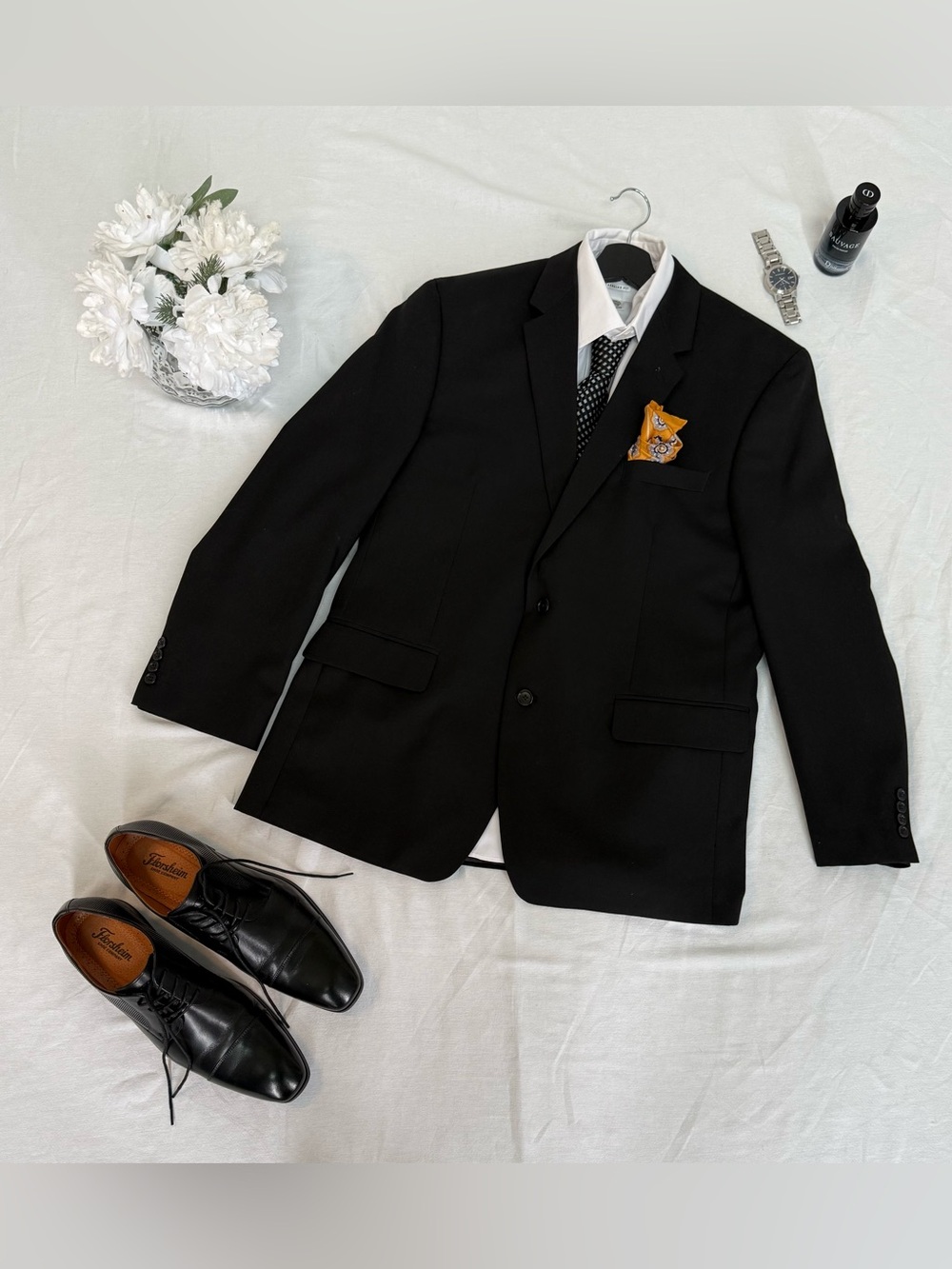 Elegant Alfani Black Suit
